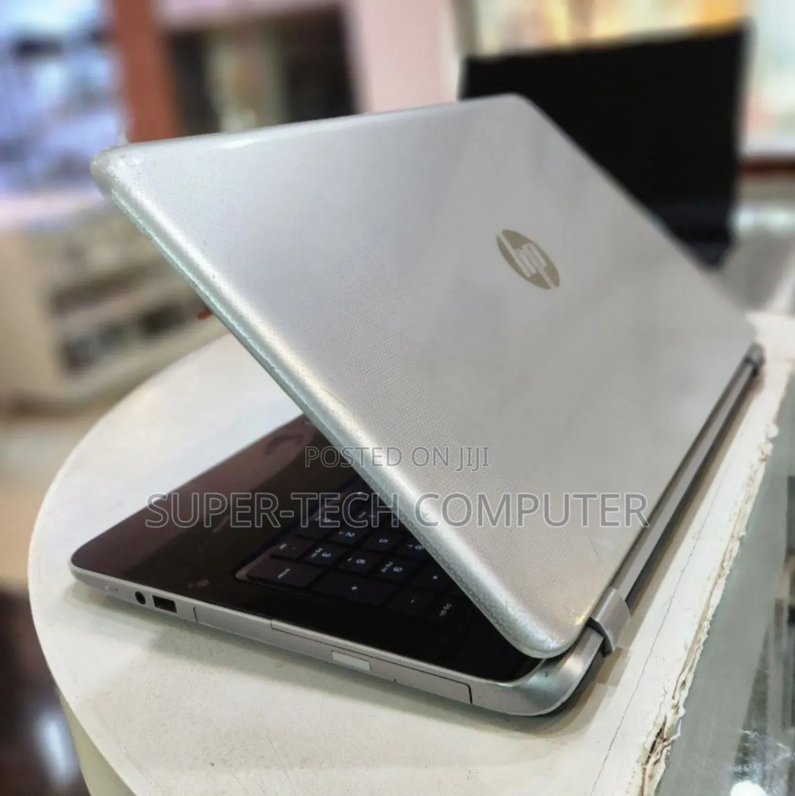 New Laptop HP Pavilion 11 8GB AMD A10 HDD 1T