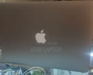 New Laptop Apple MacBook Air 2013 4GB Intel Core I5 SSD 128GB