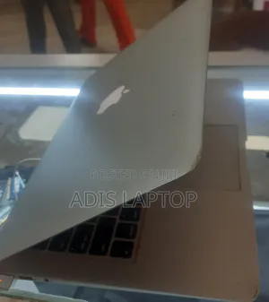 New Laptop Apple MacBook Air 2013 4GB Intel Core I5 SSD 128GB