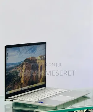 New Laptop Asus VivoBook 15 X505BA 16GB Intel Core I7 SSD 512GB