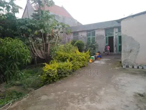 Photo - 5bdrm House in Adama for sale
