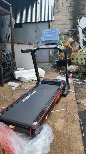 በቤቶ ስፖርት እና አቋሞን የሚያስተካክሉበት Miracle Fitness መሮጫ ማሽን