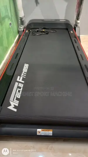 በቤቶ ስፖርት እና አቋሞን የሚያስተካክሉበት Miracle Fitness መሮጫ ማሽን