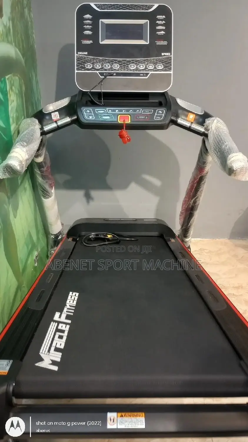 በቤቶ ስፖርት እና አቋሞን የሚያስተካክሉበት Miracle Fitness መሮጫ ማሽን