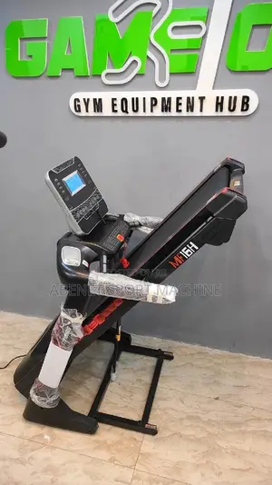 Photo - በቤቶ ስፖርት እንቅስቃሴ የሚያሰሮት ዘመናዊ Miracle Fitness የመሮጫ ማሽን