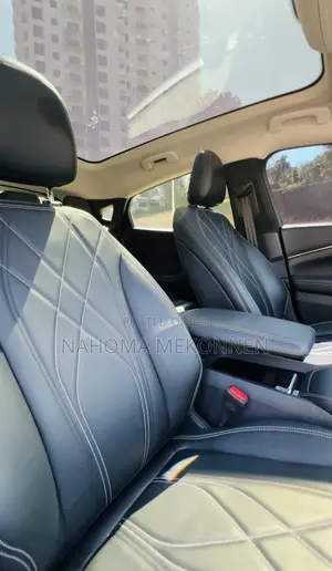 Photo - New Ford Mustang 2024 Gray