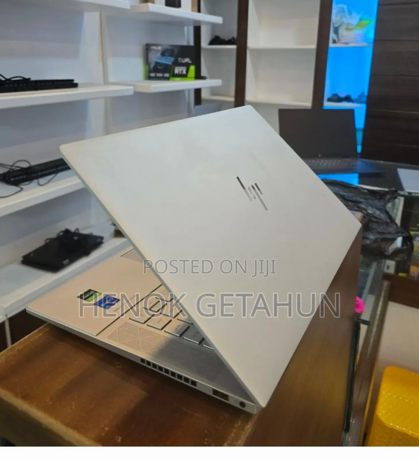 New Laptop HP Envy X360 16GB Intel Core I7 SSD 512GB