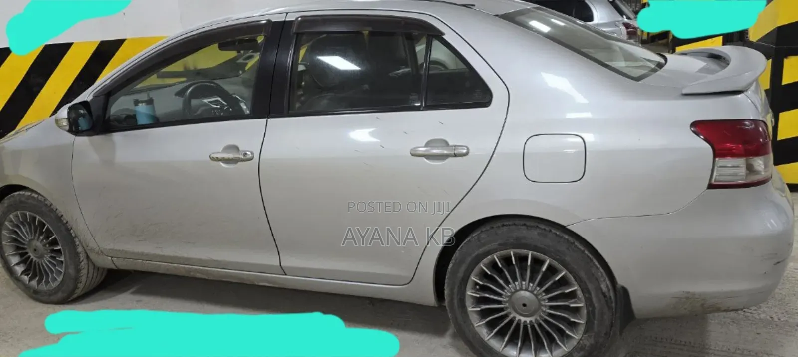Toyota Belta 2010 Silver