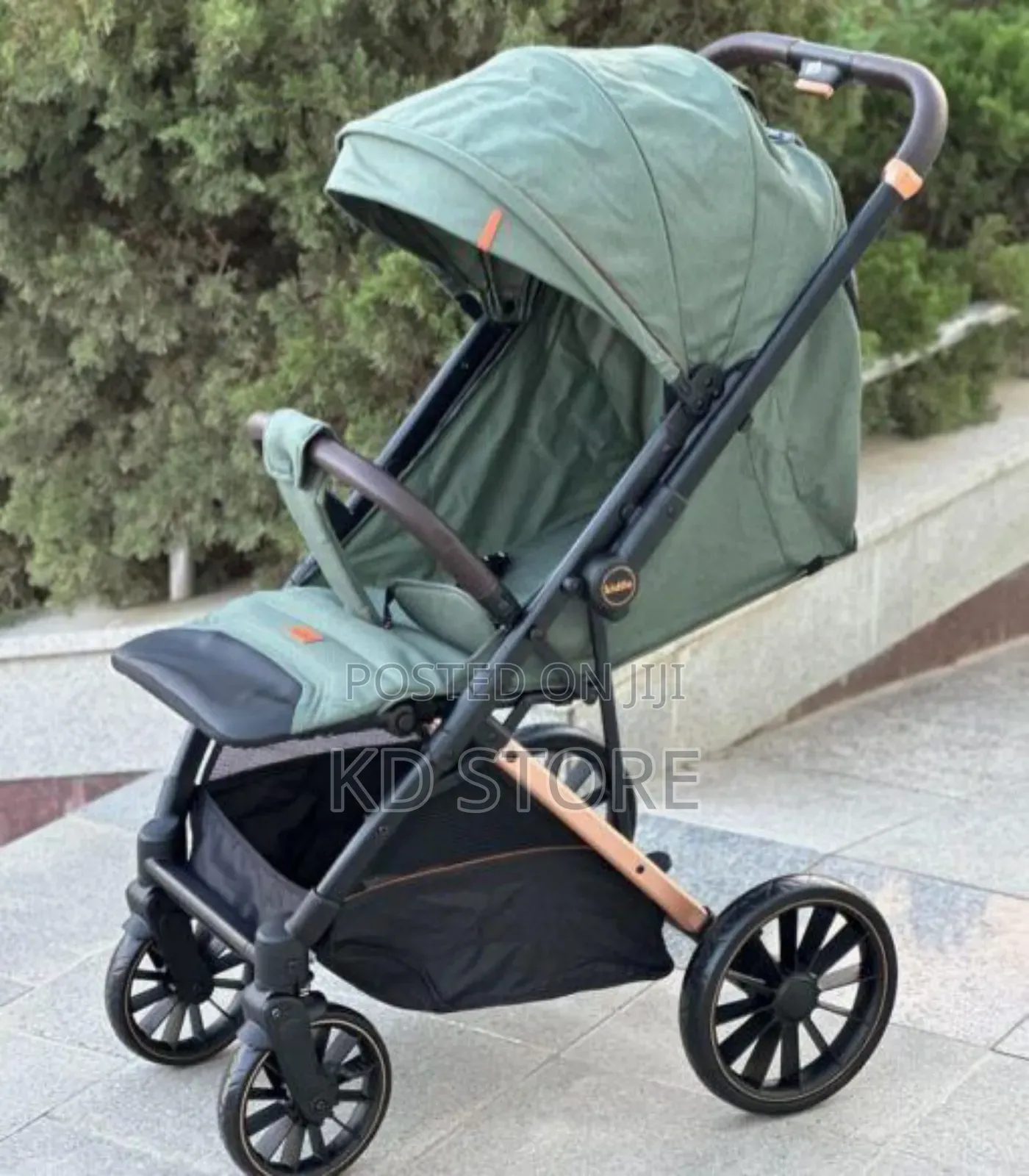 Luxury Baby Stroller Foldable and Adjustable for Comfort 