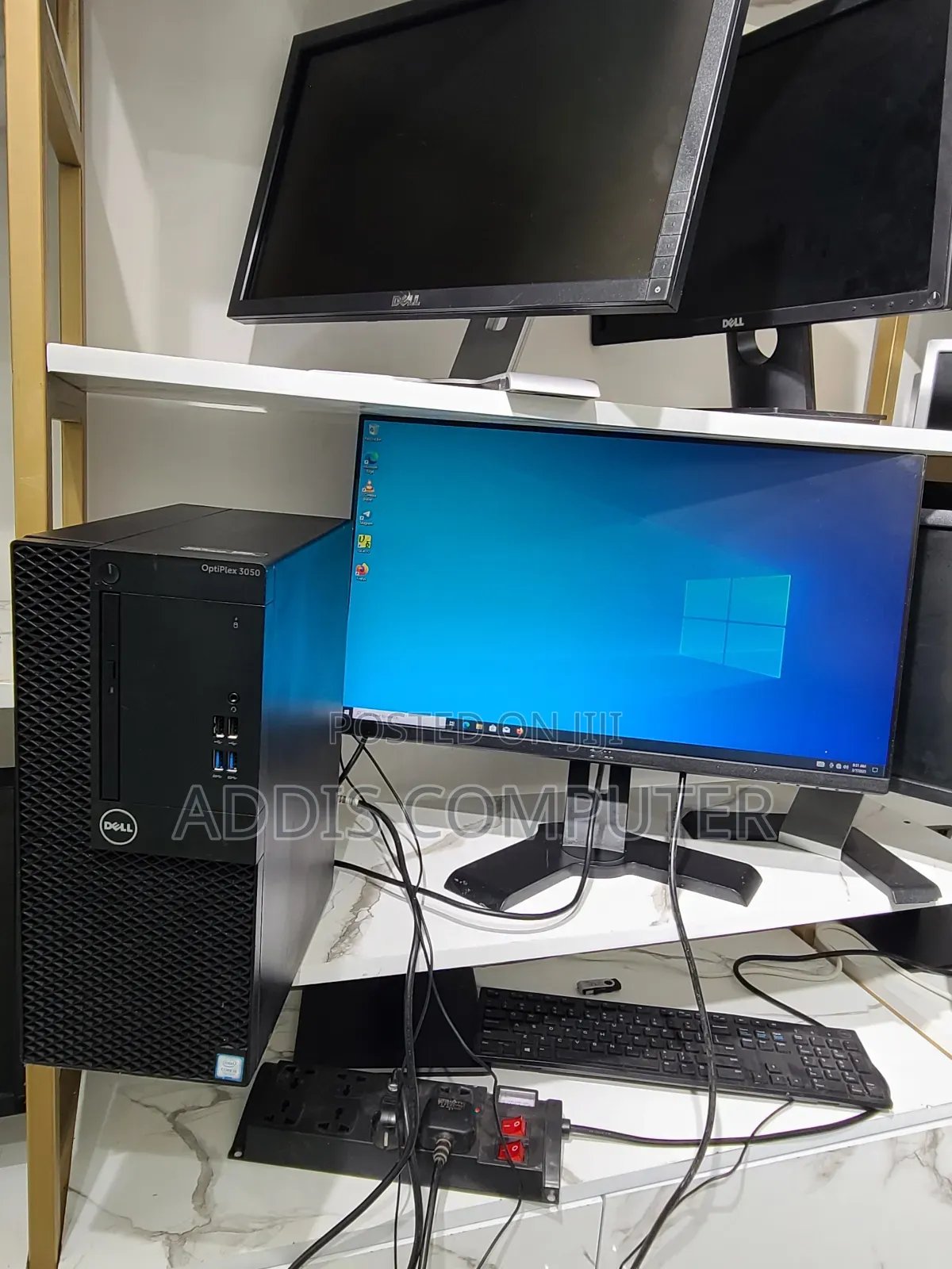 Desktop Computer Dell OptiPlex 3050 4GB Intel Core I5 HDD+SSD 1T