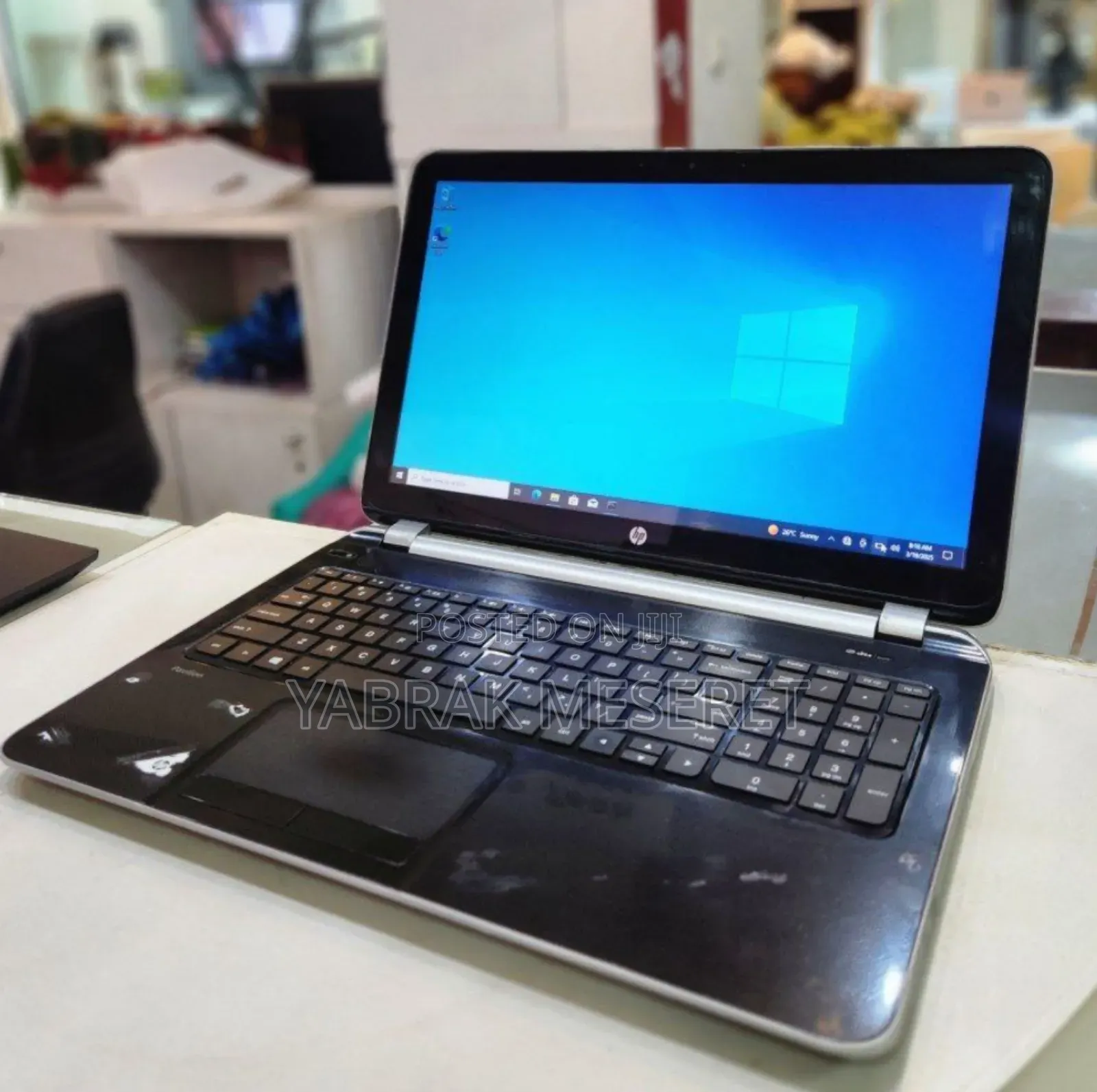 New Laptop HP Pavilion 15 8GB AMD A10 HDD 1T