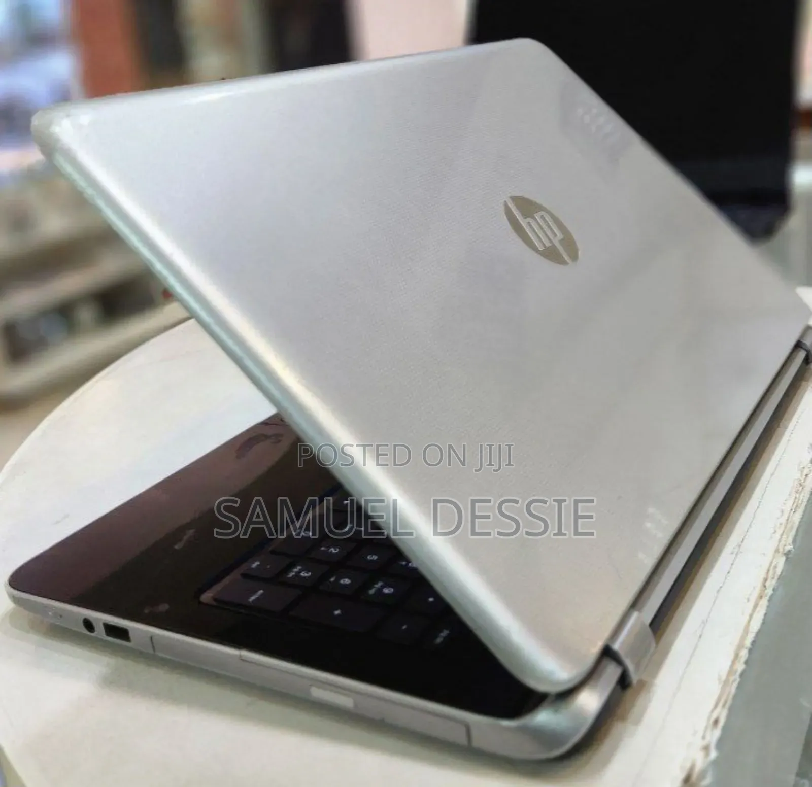 New Laptop HP Pavilion 15 8GB AMD A10 HDD 1T