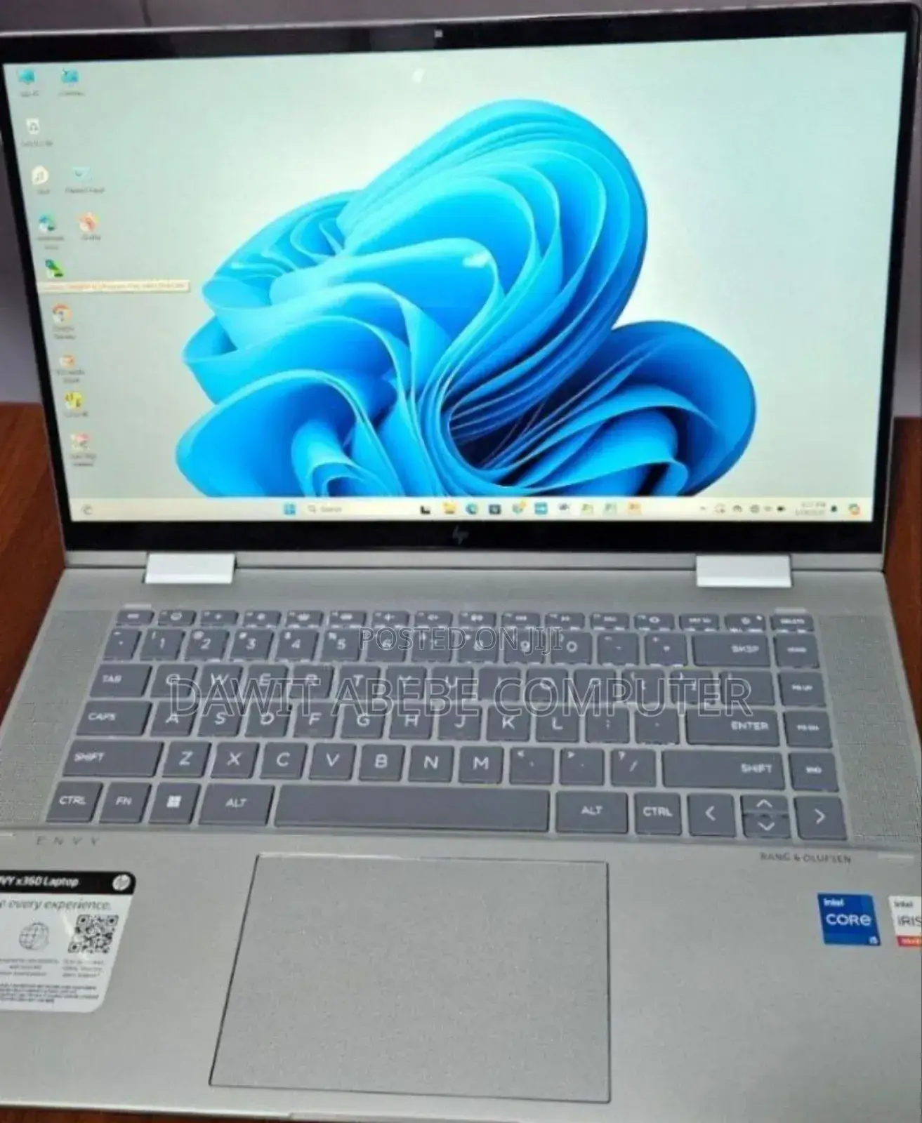 New Laptop HP Envy X360 8GB Intel Core I5 SSD 512GB