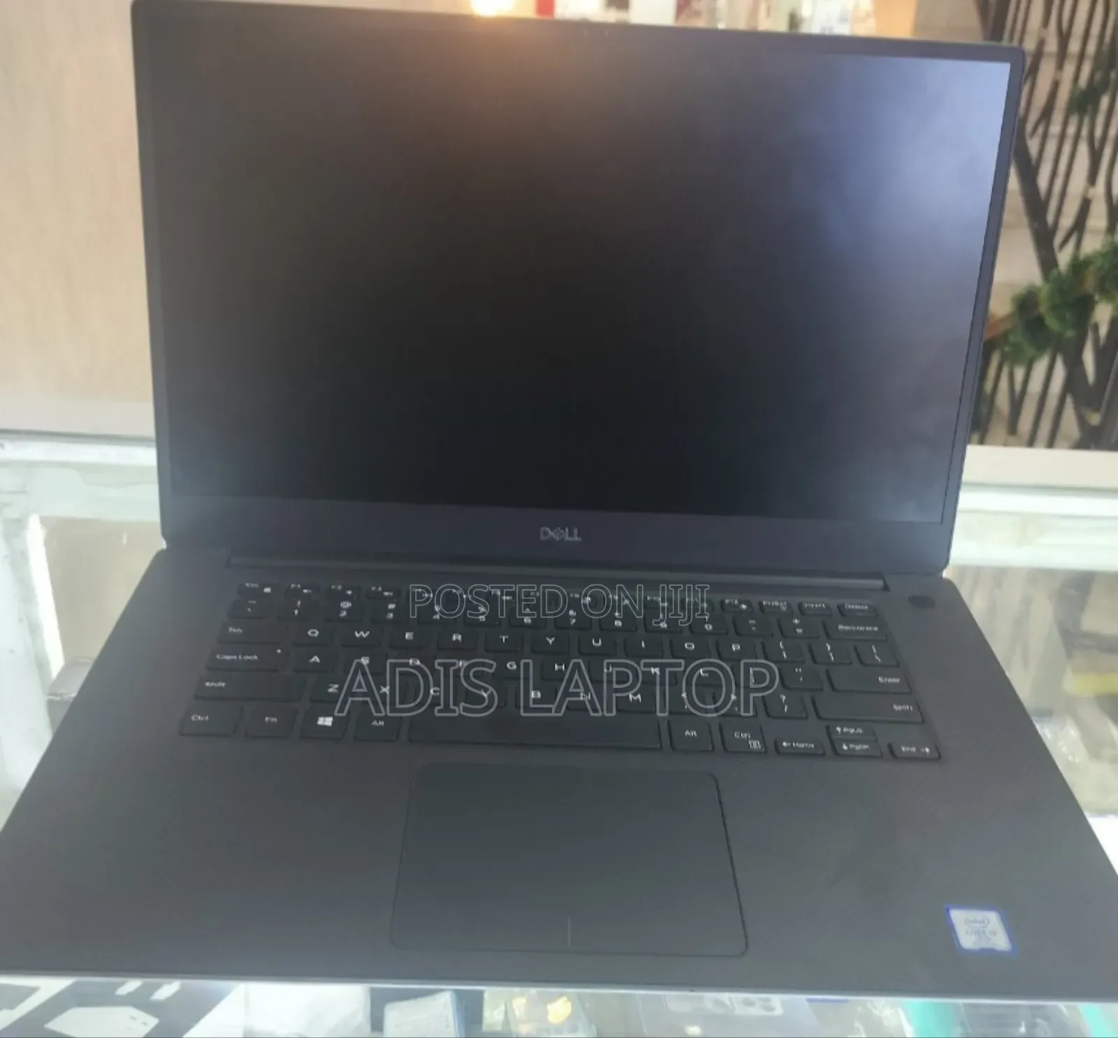 New Laptop Dell Precision 15 3520 32GB Intel Core I7 SSD 512GB