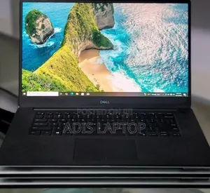 New Laptop Dell Precision 15 3520 32GB Intel Core I7 SSD 512GB