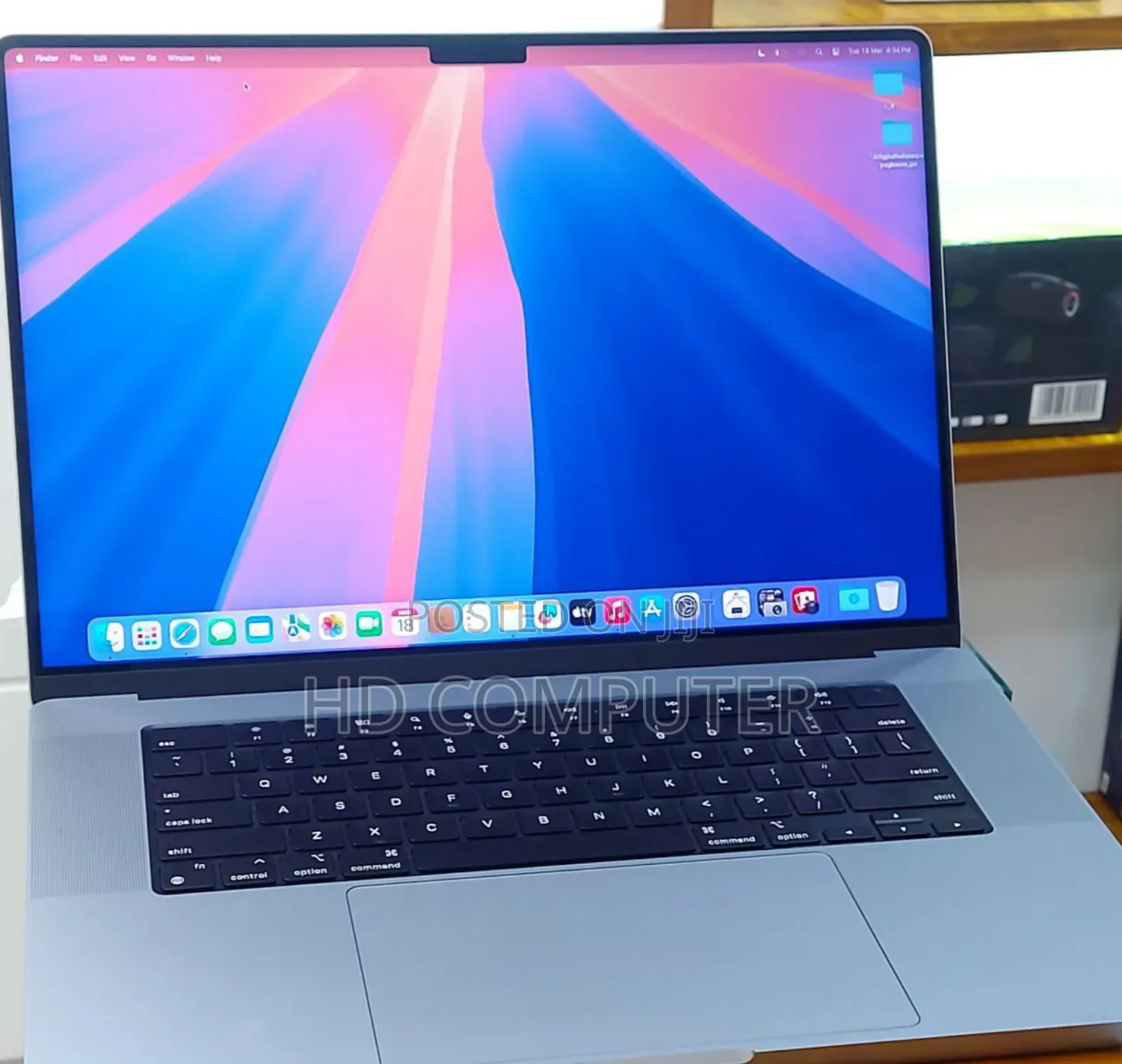 New Laptop Apple MacBook Pro 2021 M1 16GB Apple M1 SSD 1T