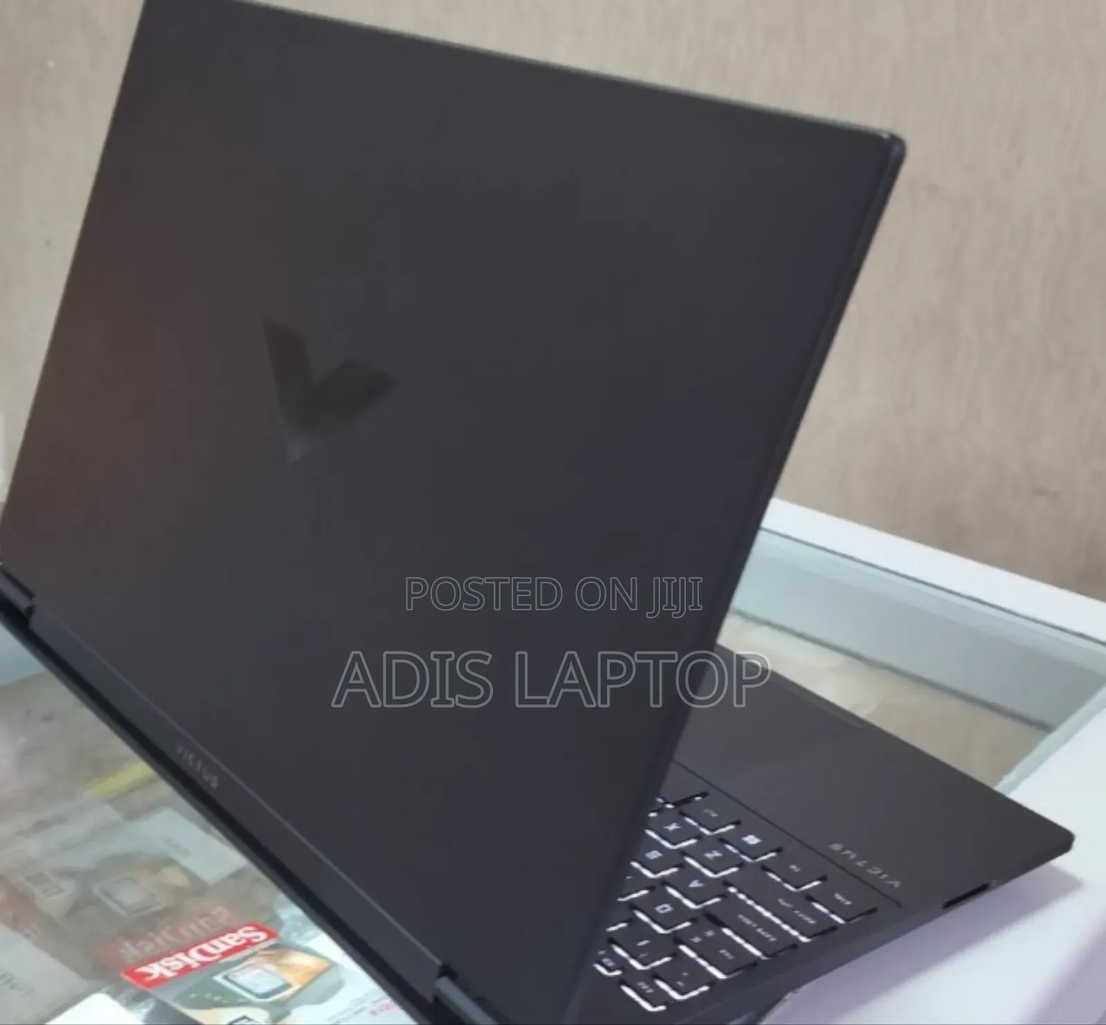 New Laptop HP Victus 15 16GB AMD Ryzen 7 SSD 1T