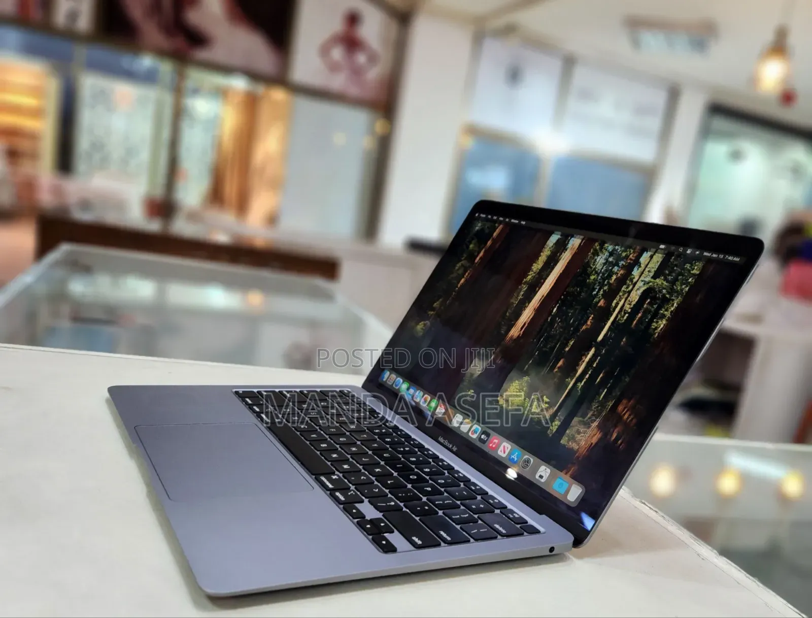 New Laptop Apple MacBook Air 8GB Intel Core I3 SSD 256GB