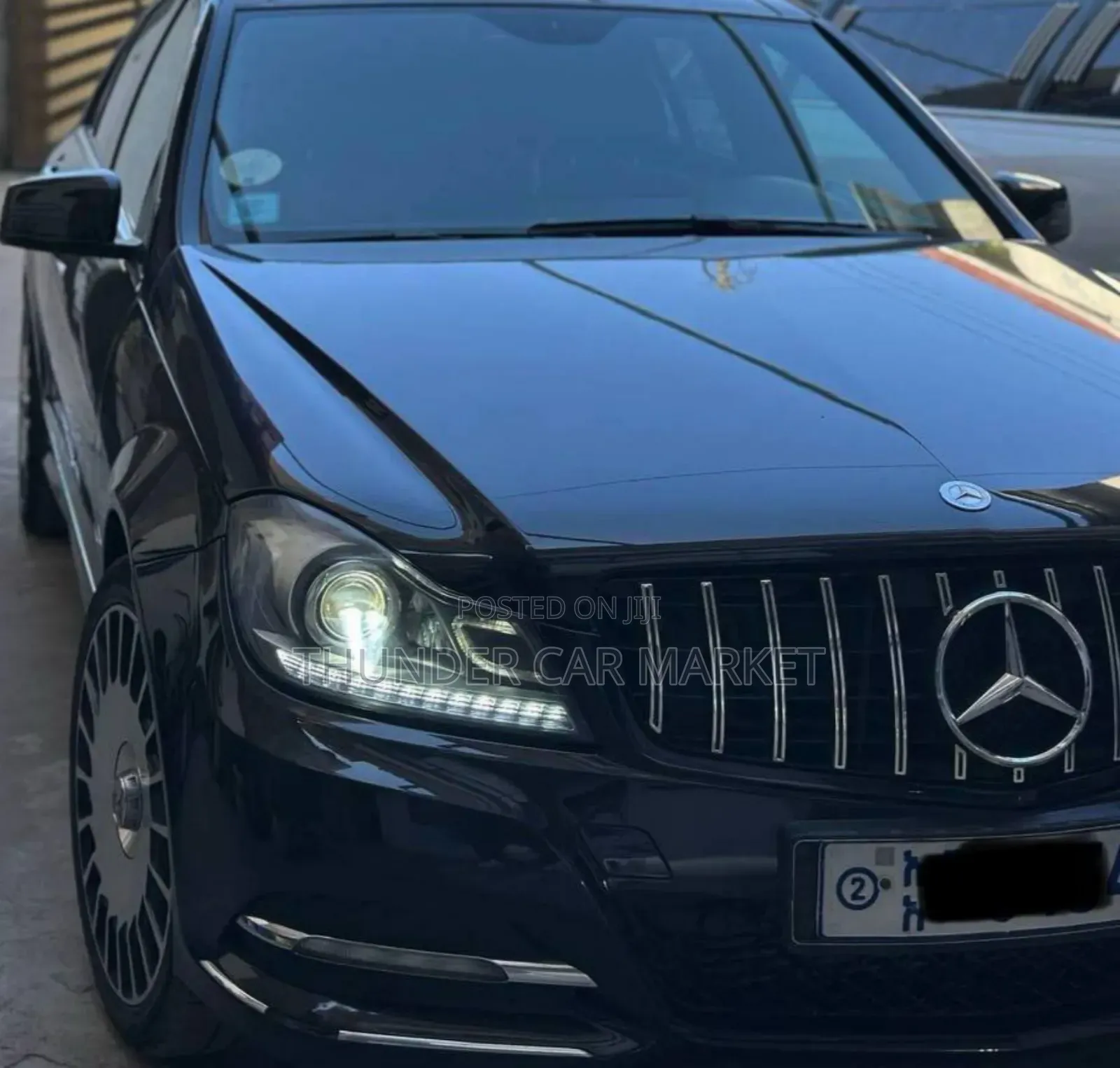 Mercedes-Benz C200 2014 Black