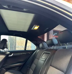 Mercedes-Benz C200 2014 Black