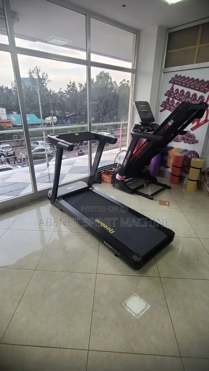 Reebok Fr30z የአዉሮፓ ስታንዳርድ የቤት ዉስጥ መሮጫ ማሽን