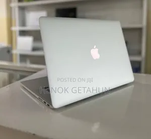 New Laptop Apple MacBook Pro 2015 16GB Intel Core I7 SSD 512GB