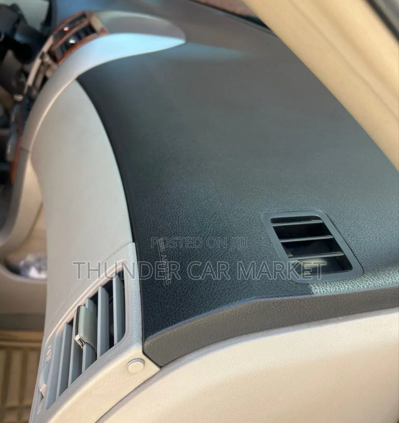 Toyota Corolla 2010 Gold