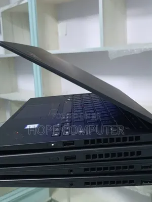 Photo - New Laptop Lenovo ThinkPad X1 Carbon 16GB Intel Core I7 SSD 512GB