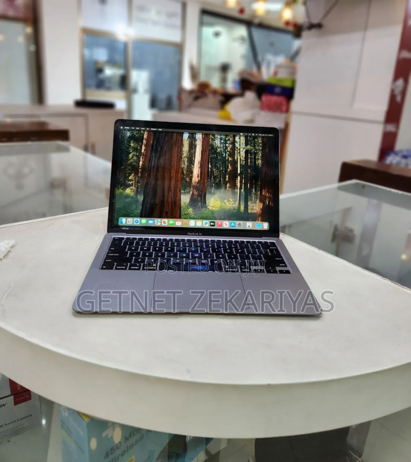 New Laptop Apple MacBook Air 2020 8GB Intel Core I3 SSD 256GB