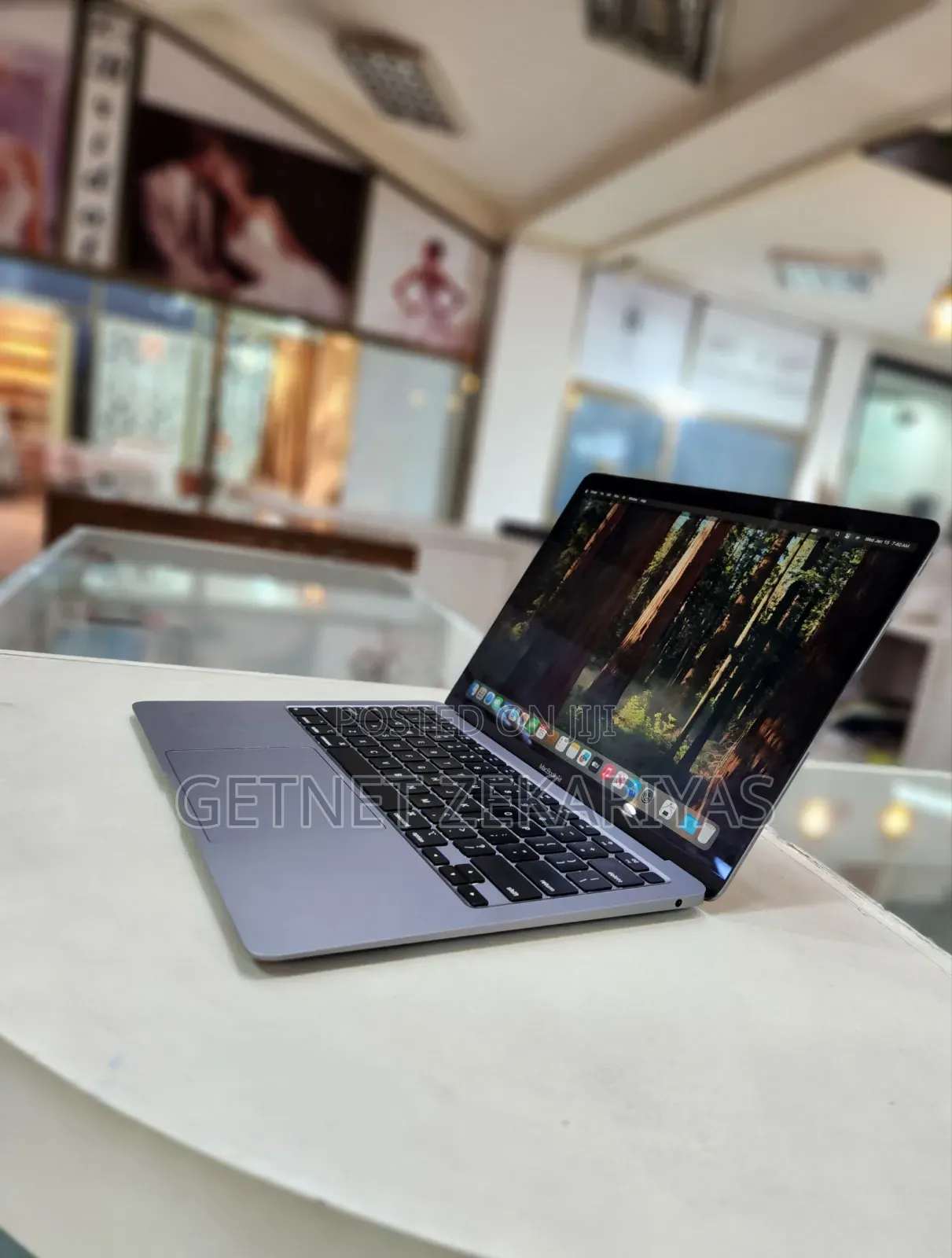 New Laptop Apple MacBook Air 2020 8GB Intel Core I3 SSD 256GB