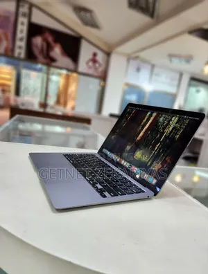 New Laptop Apple MacBook Air 2020 8GB Intel Core I3 SSD 256GB