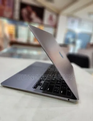 New Laptop Apple MacBook Air 2020 8GB Intel Core I3 SSD 256GB