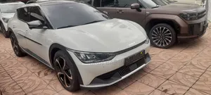 Photo - New Kia EV9 2024 White