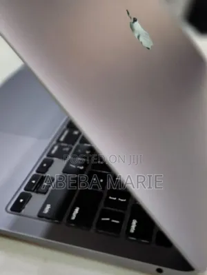 New Laptop Apple MacBook Air 2020 8GB Intel Core I3 SSD 256GB