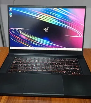New Laptop Razer Blade Advanced 16GB Intel Core I7 SSD 512GB