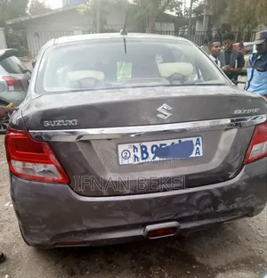 Suzuki Dzire 2022 Gray