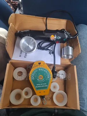 የሀይላንድ ማሸጊያ ማሽን Bottle Cap Sealing Machine