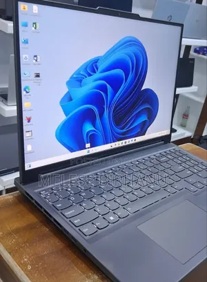 New Laptop Lenovo Legion 5 24GB Intel Core I7 SSD 1T