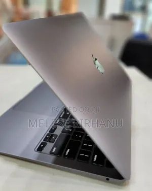 New Laptop Apple MacBook Air 8GB Intel Core I3 SSD 256GB