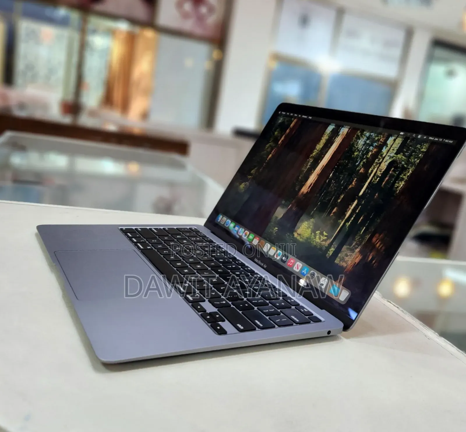 New Laptop Apple MacBook Air 2020 8GB Intel Core I3 SSD 256GB