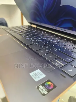 New Laptop HP Spectre 8GB Intel Core I7 SSD 512GB