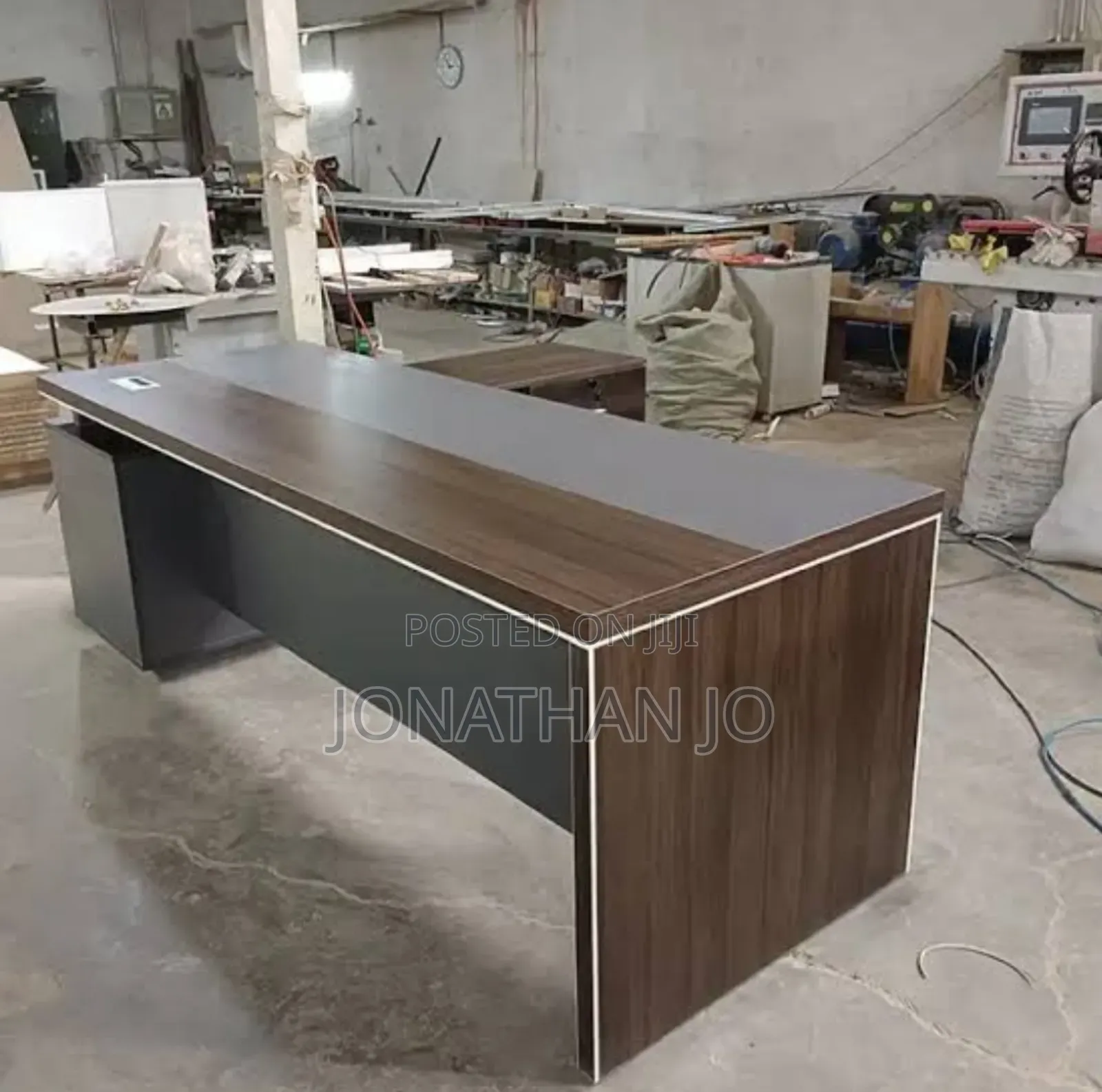 Big Big Discount L-Shape Table