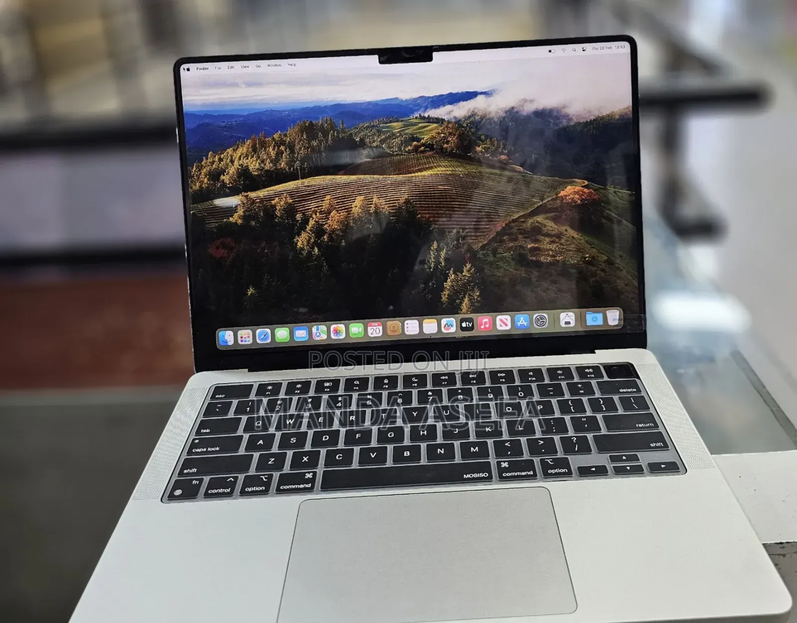 New Laptop Apple MacBook Pro 8GB Apple M3 SSD 512GB