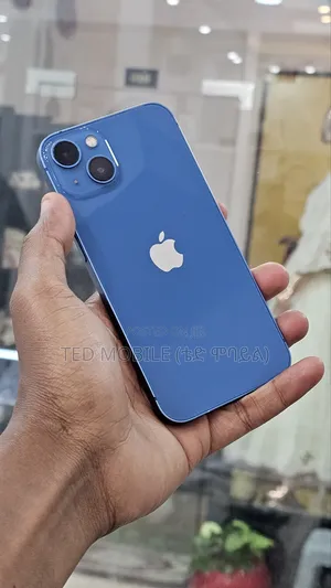 Photo - Apple iPhone 13 128 GB Blue