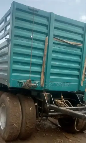 ከነተሳቢው
•2021
•Na በ Na ስፖንዳ
•ባንክ 4,500,000 አለበት