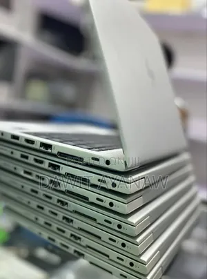 Photo - New Laptop HP 16GB Intel Core I5 SSD 512GB