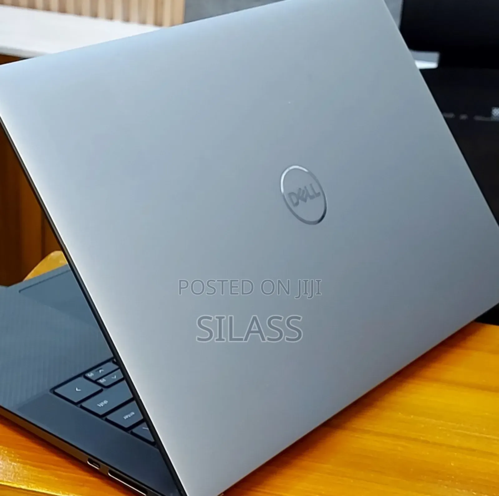 New Laptop Dell XPS 15 32GB Intel Core I9 SSD 1T