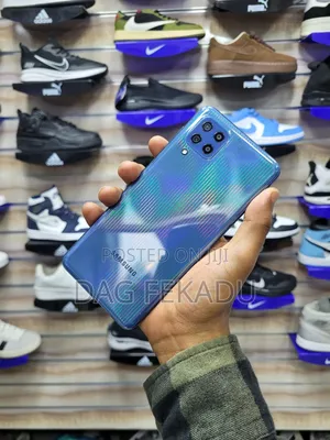 Samsung Galaxy M32 128 GB Blue