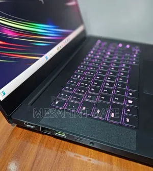 Photo - New Laptop Razer Blade 16GB Intel Core I7 SSD 512GB