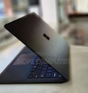 New Laptop Microsoft Surface 16GB Intel Core I7 SSD 512GB
